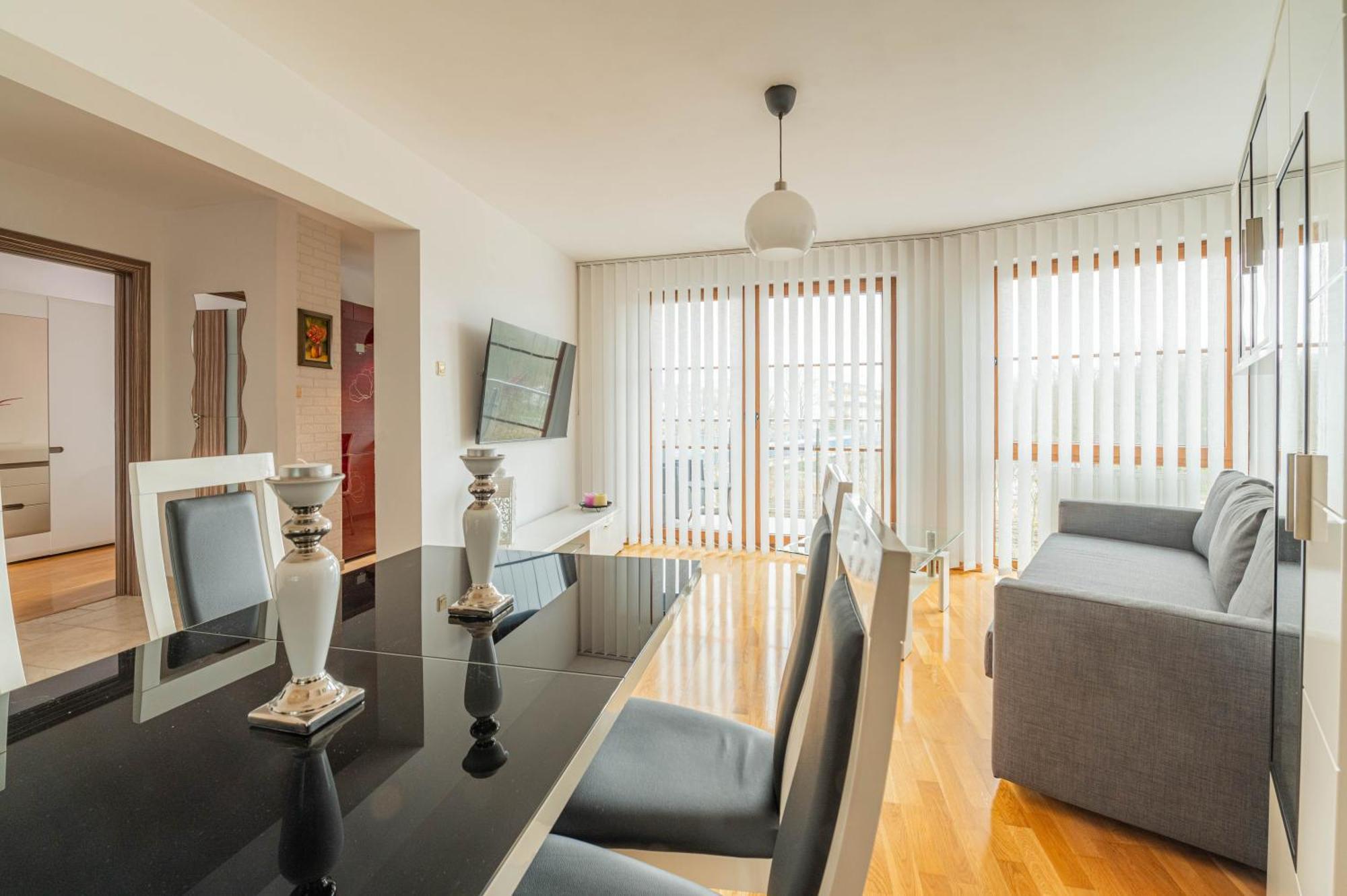 Horyzont Apartamenty- Nadmorski, Blisko Pkp I Centrum * Kolobrzeg